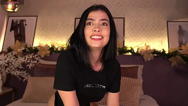 ElleDiane online show from 12-30-24, 01:04