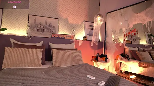 ElleDiane online show from 10-23-25, 11:46