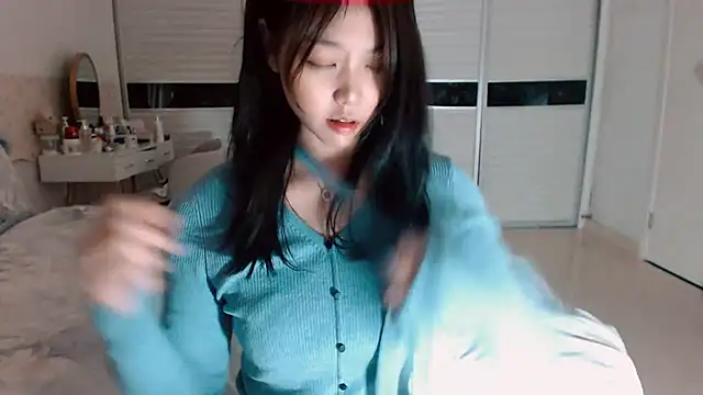 -Lucky Girl online show from 11-09-25, 10:46