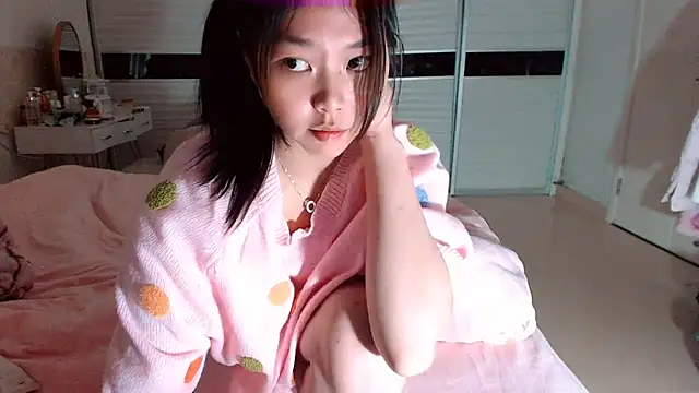 -Lucky Girl online show from 02-16-26, 02:46