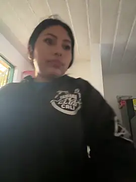 emmyjhonson07 online show from 02-02-26, 01:21