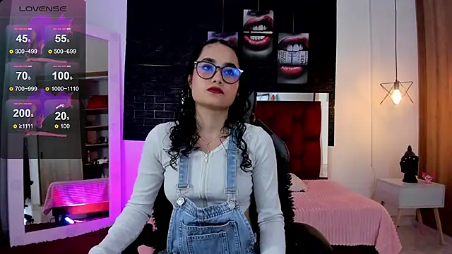 Snapshot of kathy1_sc chatting on 02-15-25, 06:44 kathy1 sc online show from 02-15-25, 06:44
