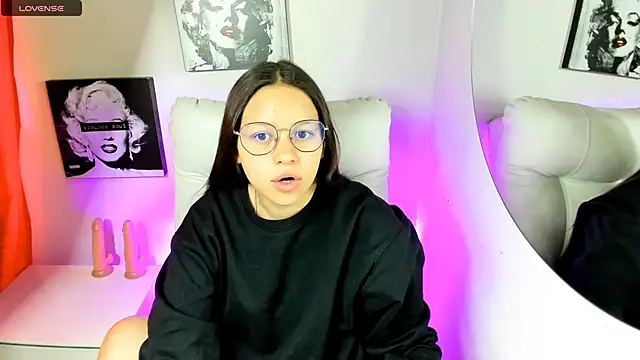 SamanthaRoldaan online show from 04-06-26, 02:51