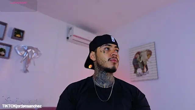 JordanSmiith  online show from 01-09-26, 08:43