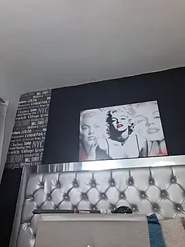 Snapshot of _nicolehotshemale chatting on 01-22-25, 12:16 nicolehotshemale online show from 01-22-25, 12:16