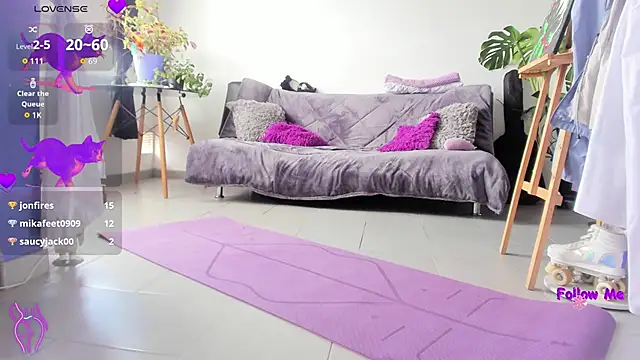 Snapshot of witchviolet chatting on 01-09-26, 05:48 witchviolet online show from 01-09-26, 05:48