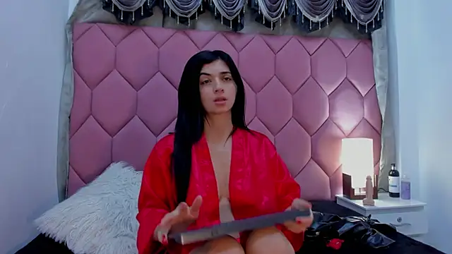 Linisprincehot69 online show from 02-15-25, 08:11