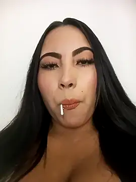 dayanna 86 online show from 11-23-25, 12:10