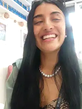 Snapshot of Wanda_and_cosmo_ chatting on 03-06-25, 05:54 Wanda and cosmo online show from 03-06-25, 05:54