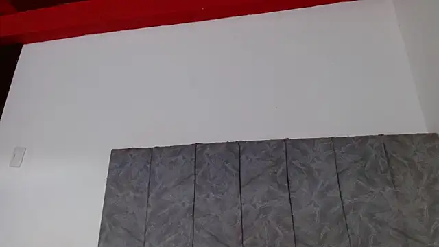 linda 33 online show from 10-24-25, 03:41