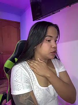 leila 22 online show from 09-26-25, 07:34