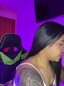 leila 22 online show from 10-08-25, 07:17