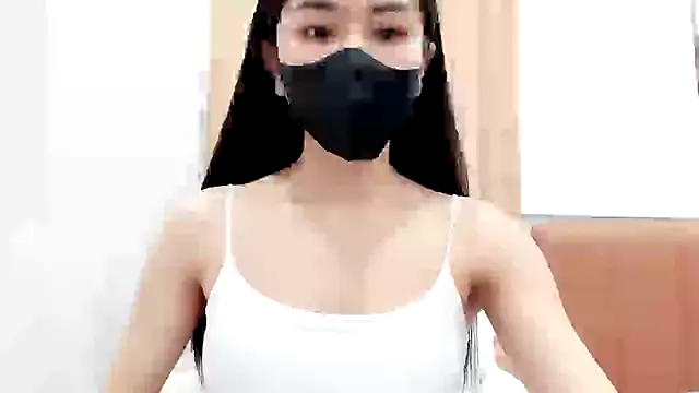 Lita-Julia online show from 01-25-25, 04:57