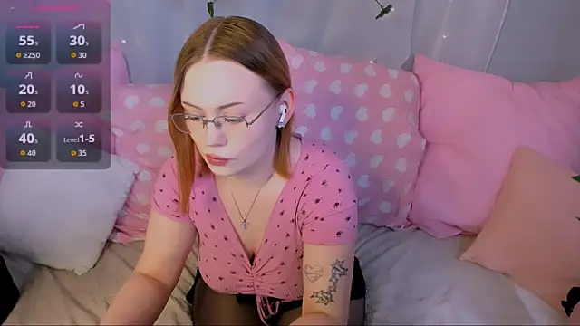 Snapshot of Tina_Walker chatting on 06-16-26, 10:29 Tina Walker online show from 06-16-26, 10:29