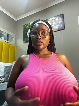 Snapshot of Bustygoddess32 chatting on 01-28-25, 01:50 Bustygoddess32 online show from 01-28-25, 01:50