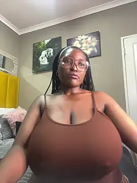 Snapshot of Bustygoddess32 chatting on 01-30-25, 10:08 Bustygoddess32 online show from 01-30-25, 10:08