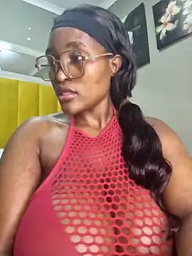 Snapshot of Bustygoddess32 chatting on 02-28-25, 06:10 Bustygoddess32 online show from 02-28-25, 06:10