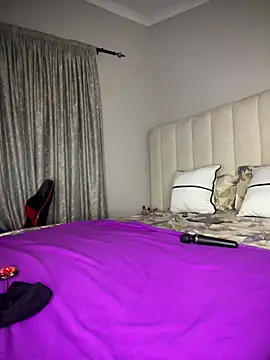 Bustygoddess32 online show from 06-04-26, 12:38