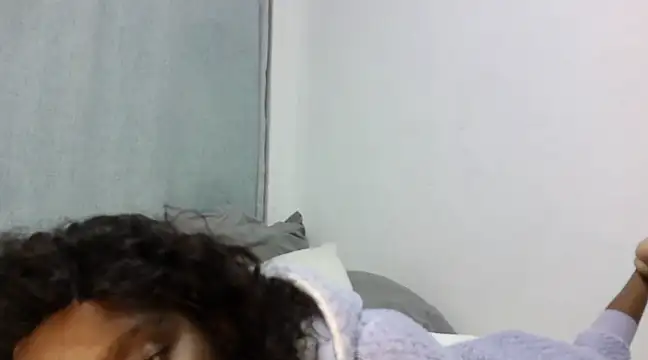 Snapshot of Sexxybella27 chatting on 02-03-25, 08:57 Sexxybella27 online show from 02-03-25, 08:57