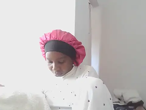 Snapshot of Sexxybella27 chatting on 09-21-25, 12:51 Sexxybella27 online show from 09-21-25, 12:51