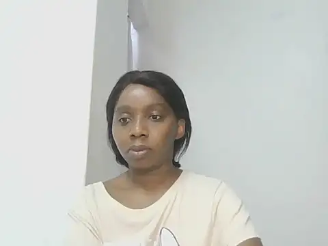 Snapshot of Sexxybella27 chatting on 10-06-25, 05:32 Sexxybella27 online show from 10-06-25, 05:32