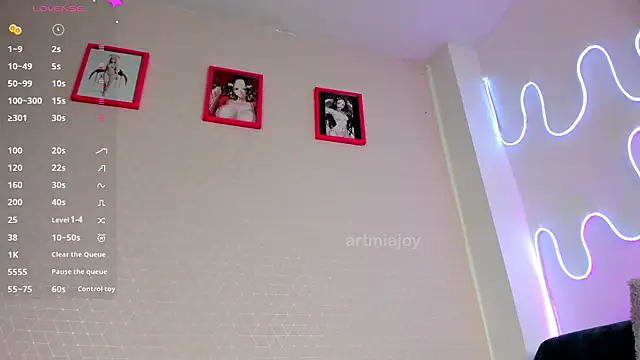 artmiaa online show from 01-08-26, 11:01