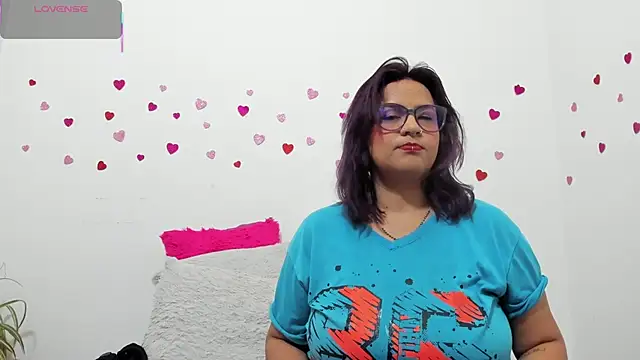 hazel 34 online show from 12-22-25, 08:55