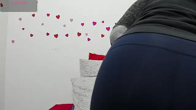 hazel 34 online show from 02-11-26, 08:52