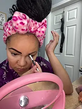 Snapshot of DestineeJayde chatting on 10-07-25, 03:25 DestineeJayde online show from 10-07-25, 03:25