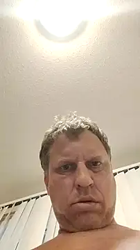 Snapshot of fukurbutt chatting on 10-11-25, 10:19 fukurbutt online show from 10-11-25, 10:19