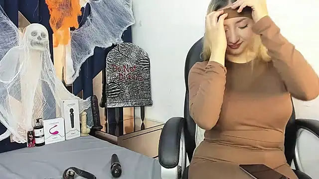 Barbie girl 69 online show from 10-29-25, 03:36