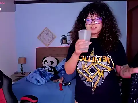 julieth love  online show from 10-10-25, 11:26