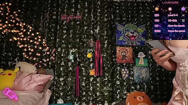 Snapshot of bellalunabear chatting on 05-29-26, 10:30 bellalunabear online show from 05-29-26, 10:30