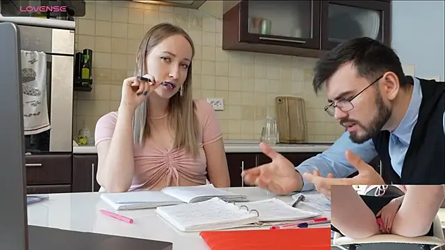 luxmuur online show from 12-08-24, 08:41