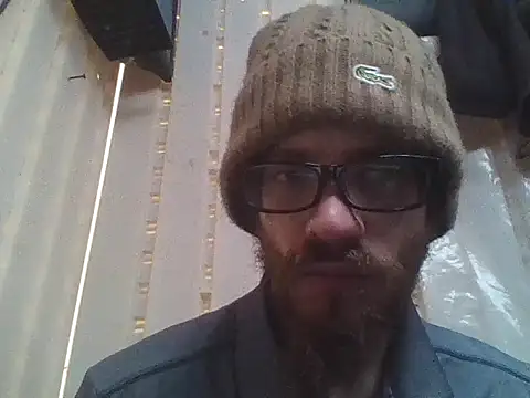 Snapshot of LongDickLance chatting on 01-06-26, 06:00 LongDickLance online show from 01-06-26, 06:00