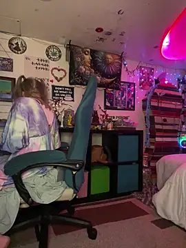 TrenaAnne online show from 03-23-25, 02:26