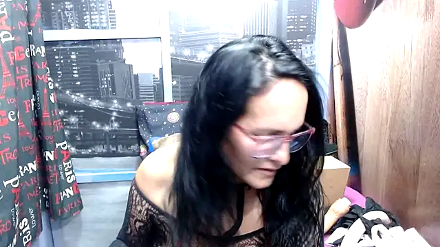 Snapshot of Nastylatinaxxx chatting on 12-20-24, 11:37 Nastylatinaxxx online show from 12-20-24, 11:37