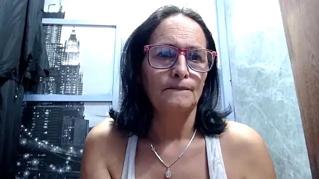 Nastylatinaxxx online show from 04-13-26, 11:43