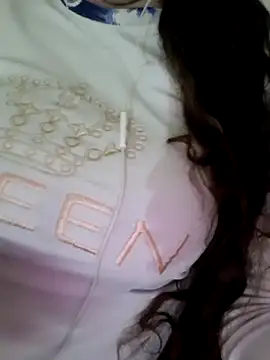 Snapshot of Zanoba-16 chatting on 03-05-25, 07:27 Zanoba-16 online show from 03-05-25, 07:27