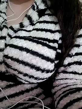 Snapshot of Zanoba-16 chatting on 03-14-25, 08:49 Zanoba-16 online show from 03-14-25, 08:49