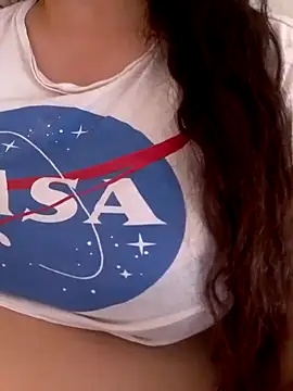 Snapshot of Zanoba-16 chatting on 11-06-25, 04:19 Zanoba-16 online show from 11-06-25, 04:19