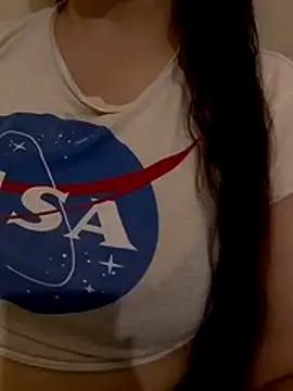 Snapshot of Zanoba-16 chatting on 11-13-25, 04:55 Zanoba-16 online show from 11-13-25, 04:55