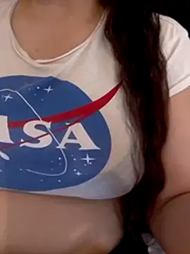 Snapshot of Zanoba-16 chatting on 11-14-25, 08:35 Zanoba-16 online show from 11-14-25, 08:35