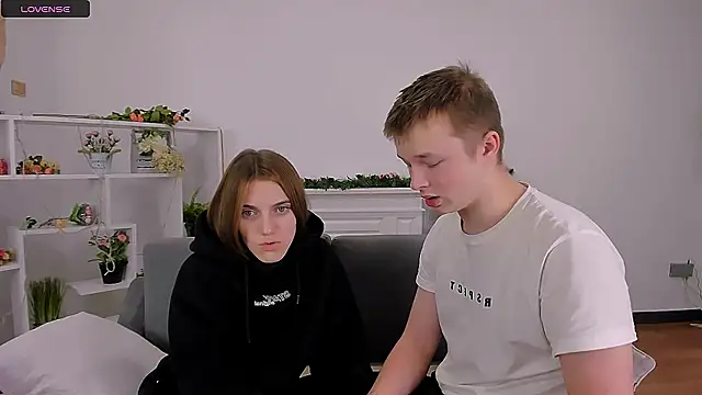  Olli  Stiw  online show from 12-30-24, 08:58