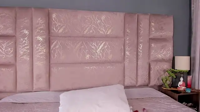 AnnieNasty online show from 10-13-25, 11:43