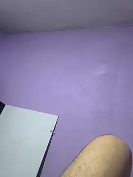 Snapshot of Carloscc15 chatting on 12-17-25, 04:24 Carloscc15 online show from 12-17-25, 04:24