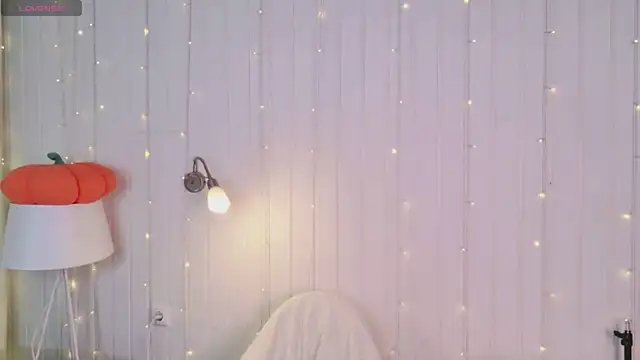 Beatrica Klein online show from 06-01-26, 02:30