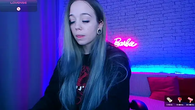 Snapshot of -Stacyy- chatting on 01-19-25, 01:21 -Stacyy- online show from 01-19-25, 01:21