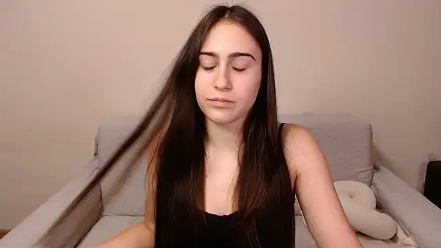 AliceKolltt online show from 12-28-24, 09:08