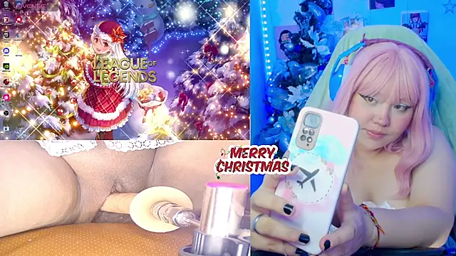 Snapshot of crystal7u7 chatting on 12-14-25, 05:18 crystal7u7 online show from 12-14-25, 05:18